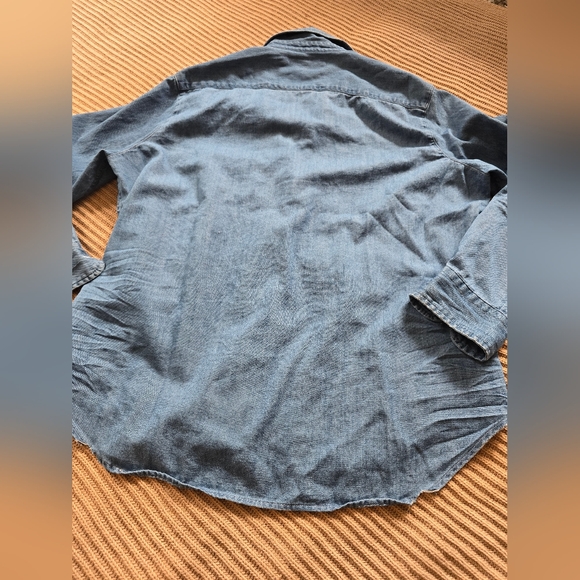 Frank & Eileen Barry Button Up Shirt - Picture 9 of 14